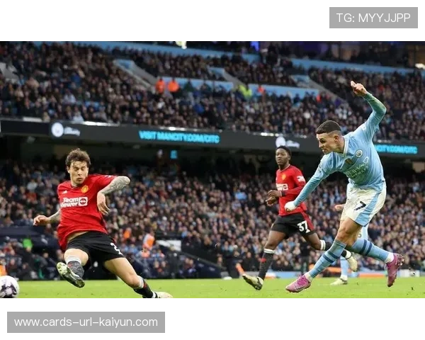 曼城福登门前跟进补射完成绝妙配合